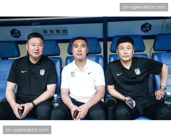 少帅李国旭将平民球队带到积分榜次席,其务实的战术体系受到广泛认可。 少帅李国旭将平民球队带到积分榜次席,其务实的战术体系受到广泛认可。